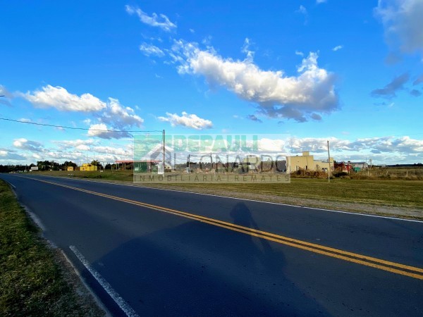 LOTE DE 900M2 SOBRE ACCESO A LA CIUDAD (BARRIO PRIVADO)